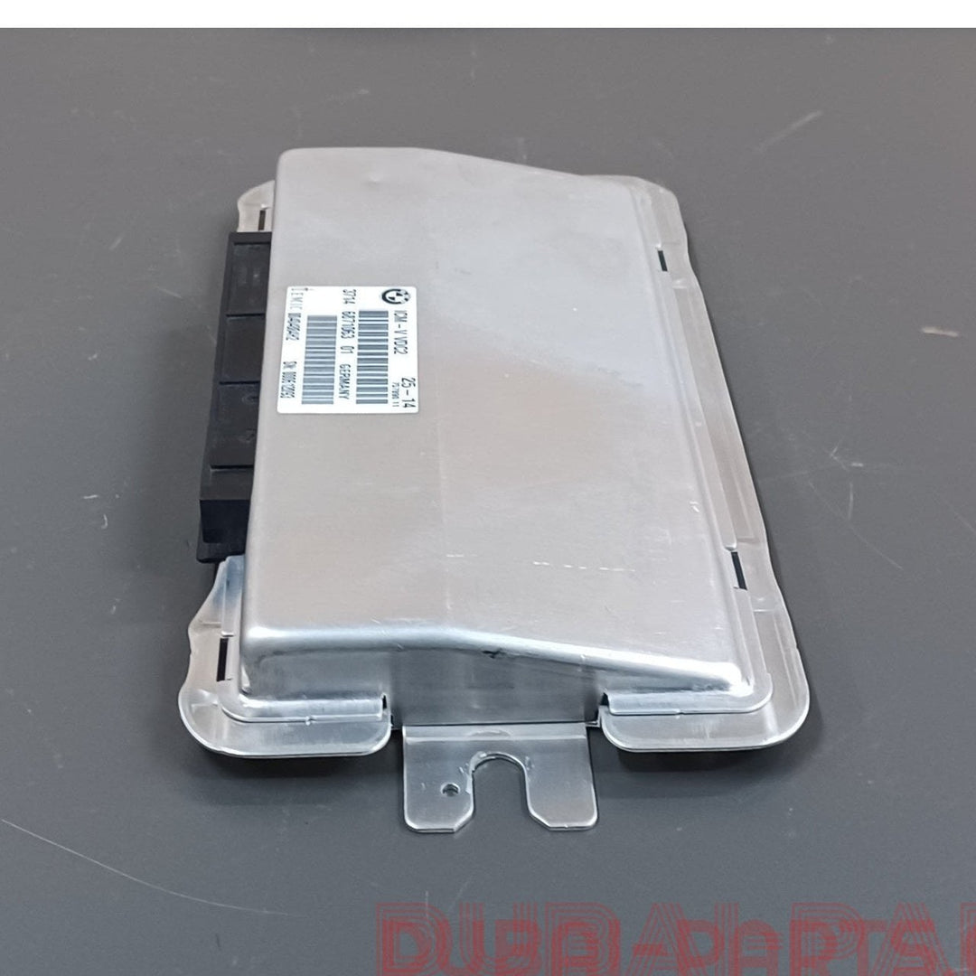 BMW F10,F11 Suspension Control Module 6871063 Genuine Product used