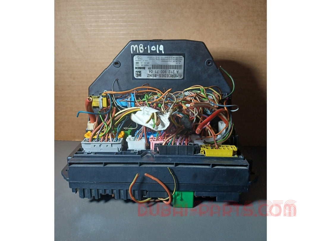 A212 9007104 Front Fuse Box Sam Control Module For Mercedes benz C Class W204 C300 E Class W212 E350