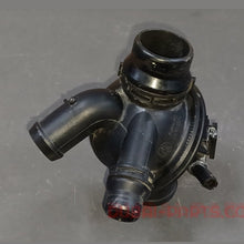 BMW F06 Gran Coupe F01 LCi Engine Thermostat Housing 7605431 Genuine Product used