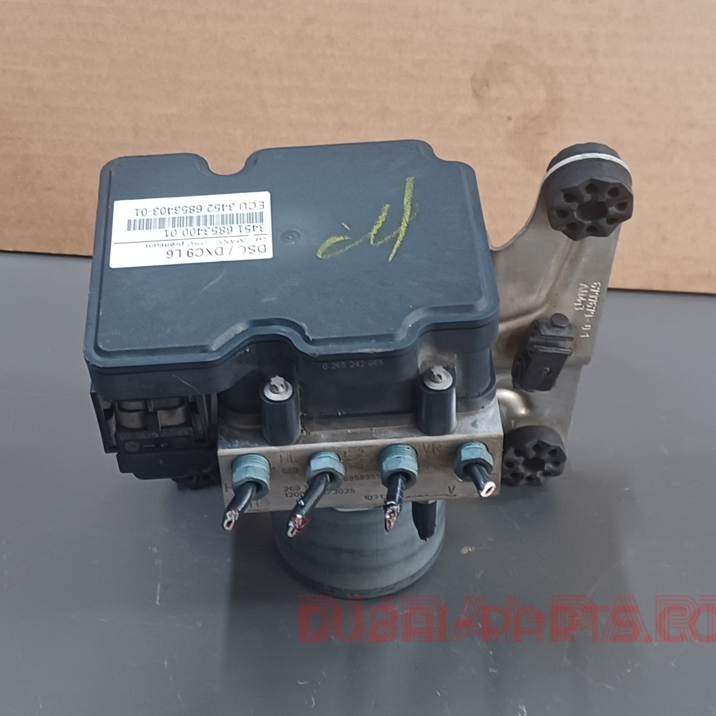مضخة ووحدة تحكم نظام منع انغلاق المكابح (ABS) لسيارات BMW F10 وF11، رقم القطعة 6858955، قطع غيار أصلية مستعملة
