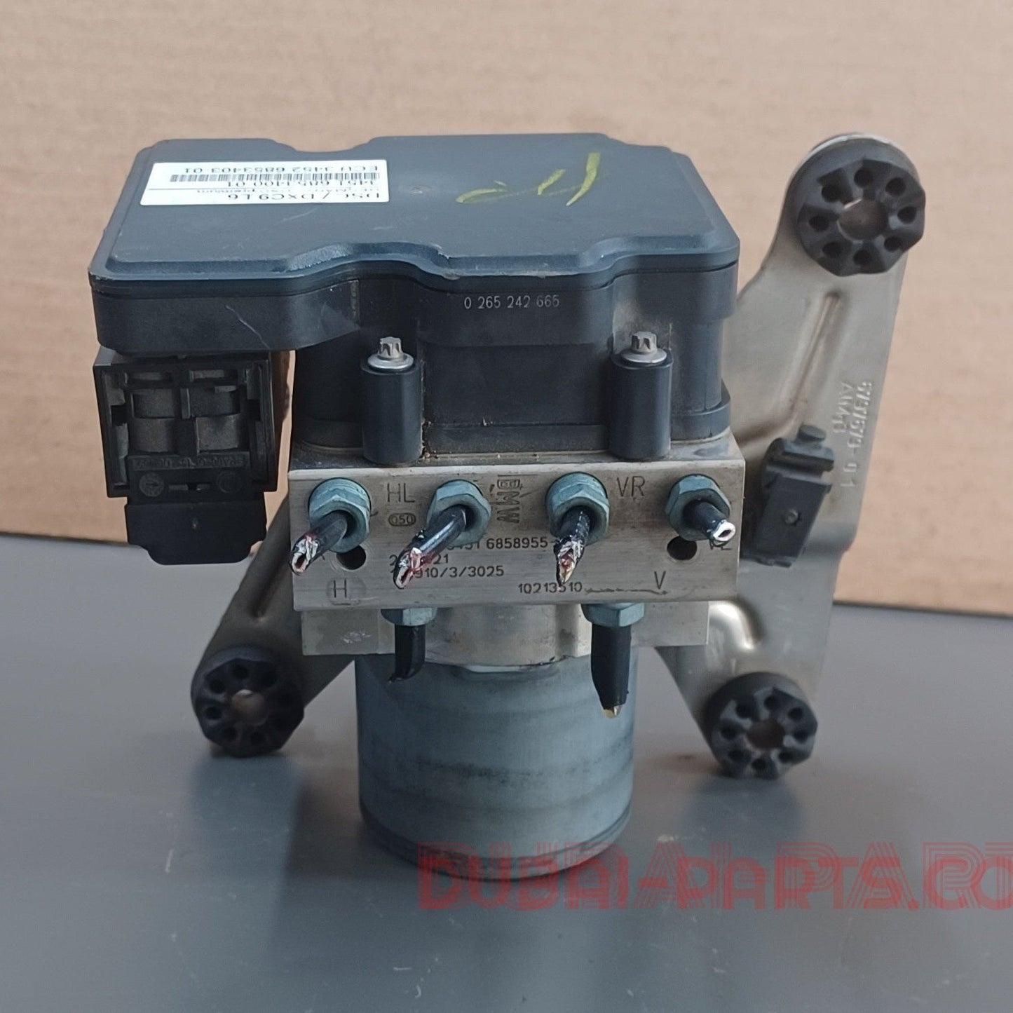 مضخة ووحدة تحكم نظام منع انغلاق المكابح (ABS) لسيارات BMW F10 وF11، رقم القطعة 6858955، قطع غيار أصلية مستعملة