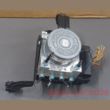 BMW F30, F32 ABS-Pumpe und Steuergerät 6875560 Originalteil (gebraucht)