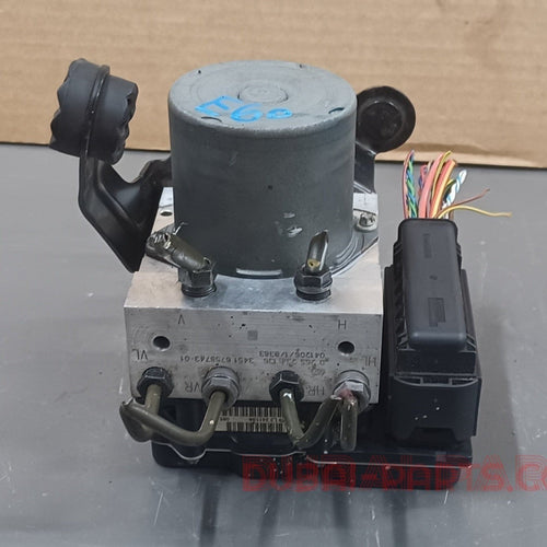 BMW E60, E61 ABS-Pumpe und Steuereinheit 6758743 Originalprodukt gebraucht