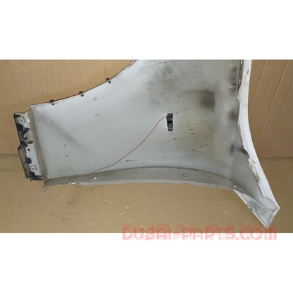 BMW E60,E61,5 Series Fender Right Side White color Genuine Product used