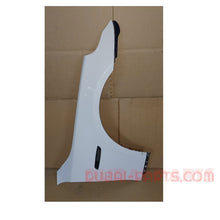 BMW E60,E61,5 Series Fender Right Side White color Genuine Product used
