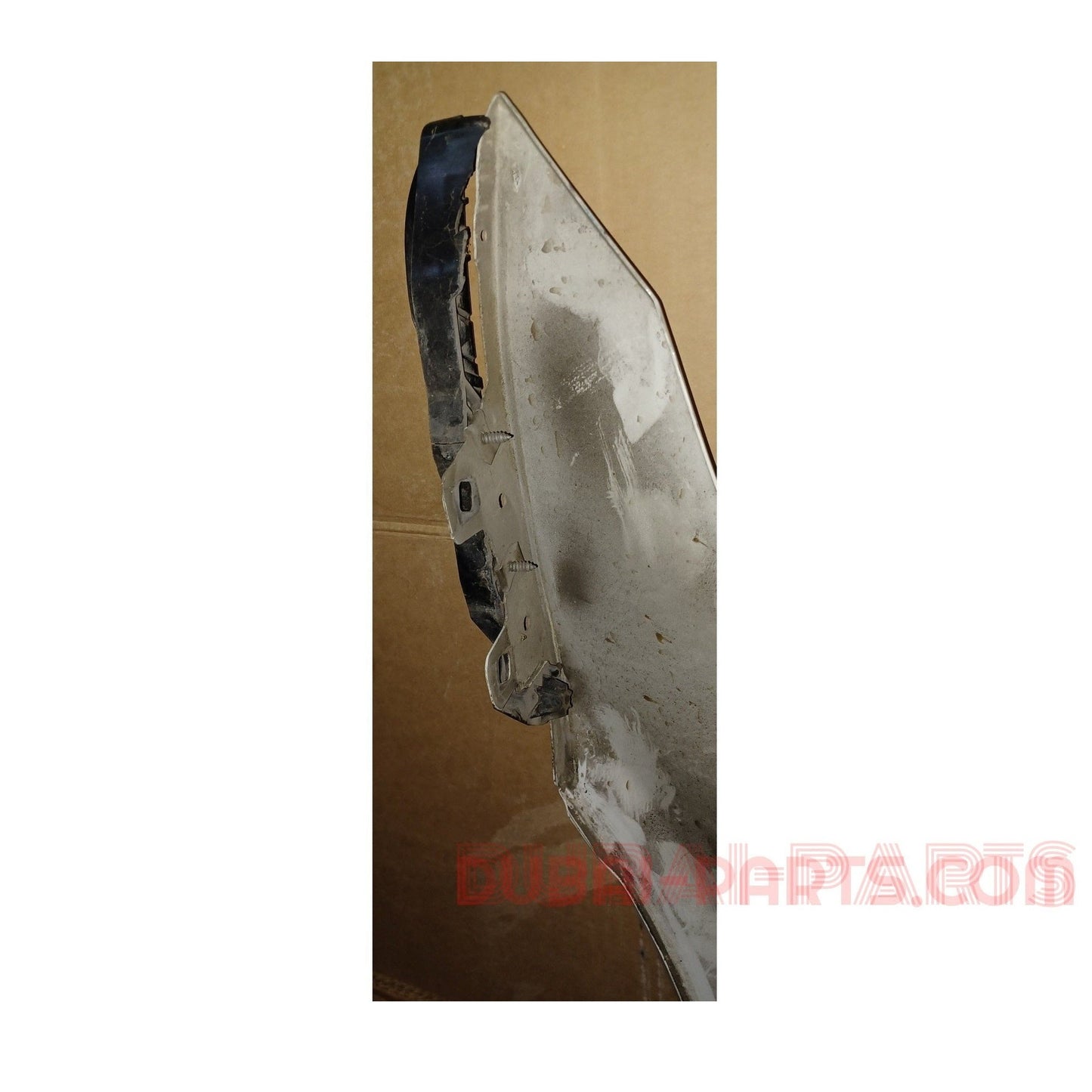 BMW E60,E61,5 Series Fender Right Side White color Genuine Product used