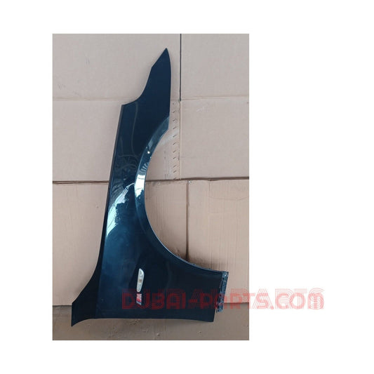 BMW E60 Fender Right Side Black Color Genuine Product used