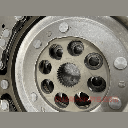 BMW X1 U11 U25 F70 Zweimassenschwungrad 5A3B7C6 Neuware OEM-Produkt