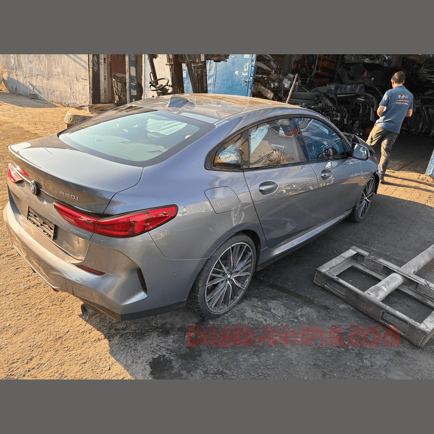 BMW Gran Coupé 220i F44 (2020–2023), rechte Vordertür, Farbcode C4W Skyscraper Grau Metallic