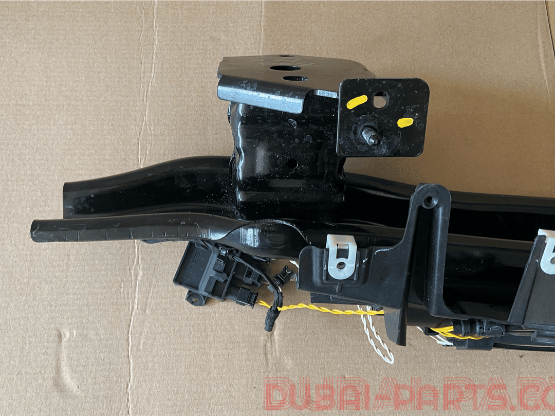 BMW X4 G02 Rear Bumper Reinforcement With Slider And Bumper Bracket 7484750 OEM Product Used