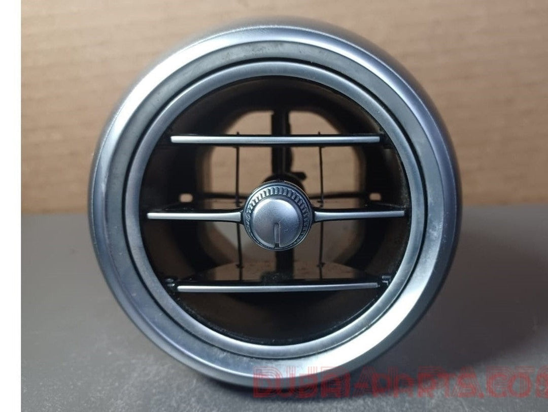 Mercedes-Benz W205 GLC 2015-2019 Center Dashboard Air Vent