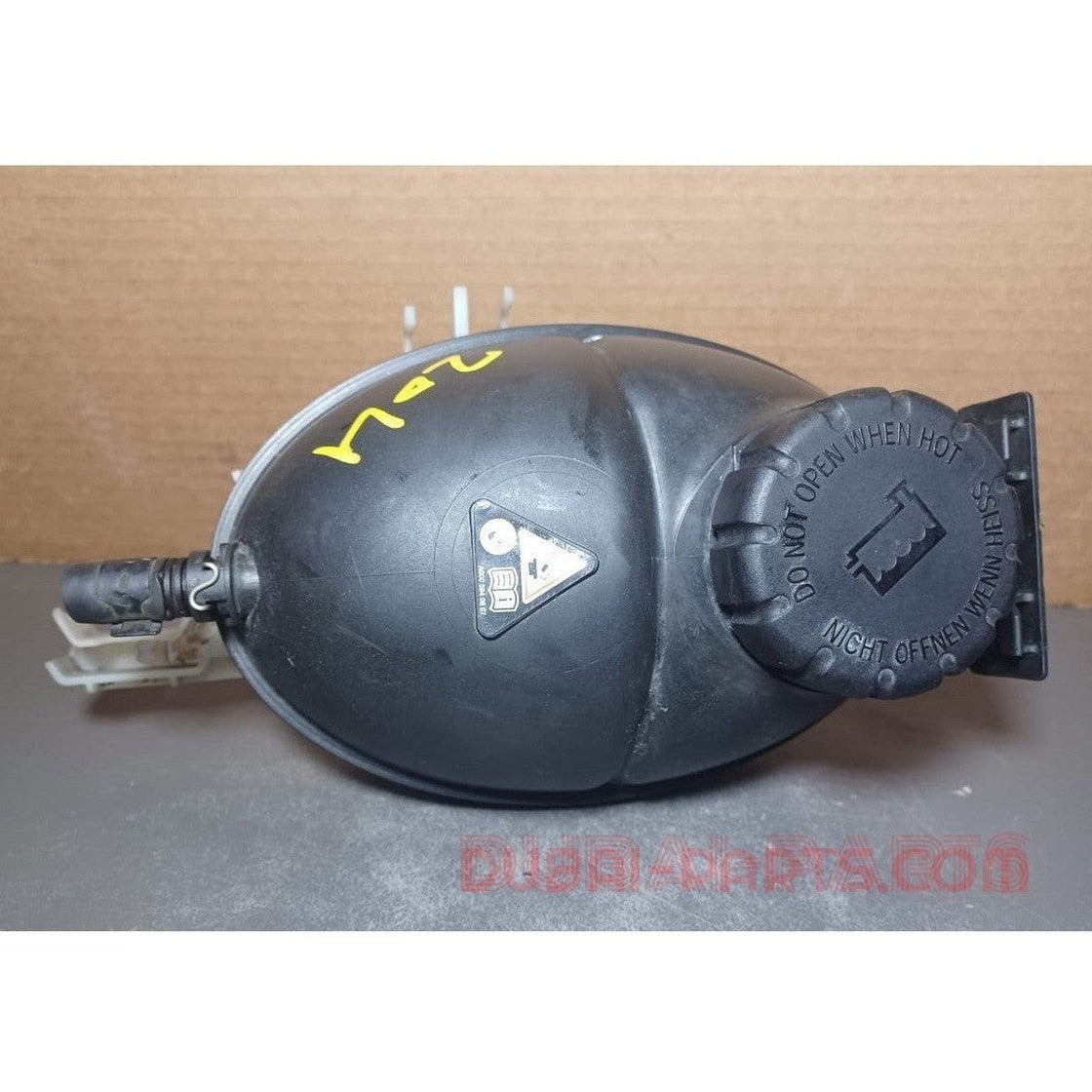 2008-2014 Mercedes-Benz E-Class W212 C-Class W204 Engine Coolant Water Tank Expansion Reservo