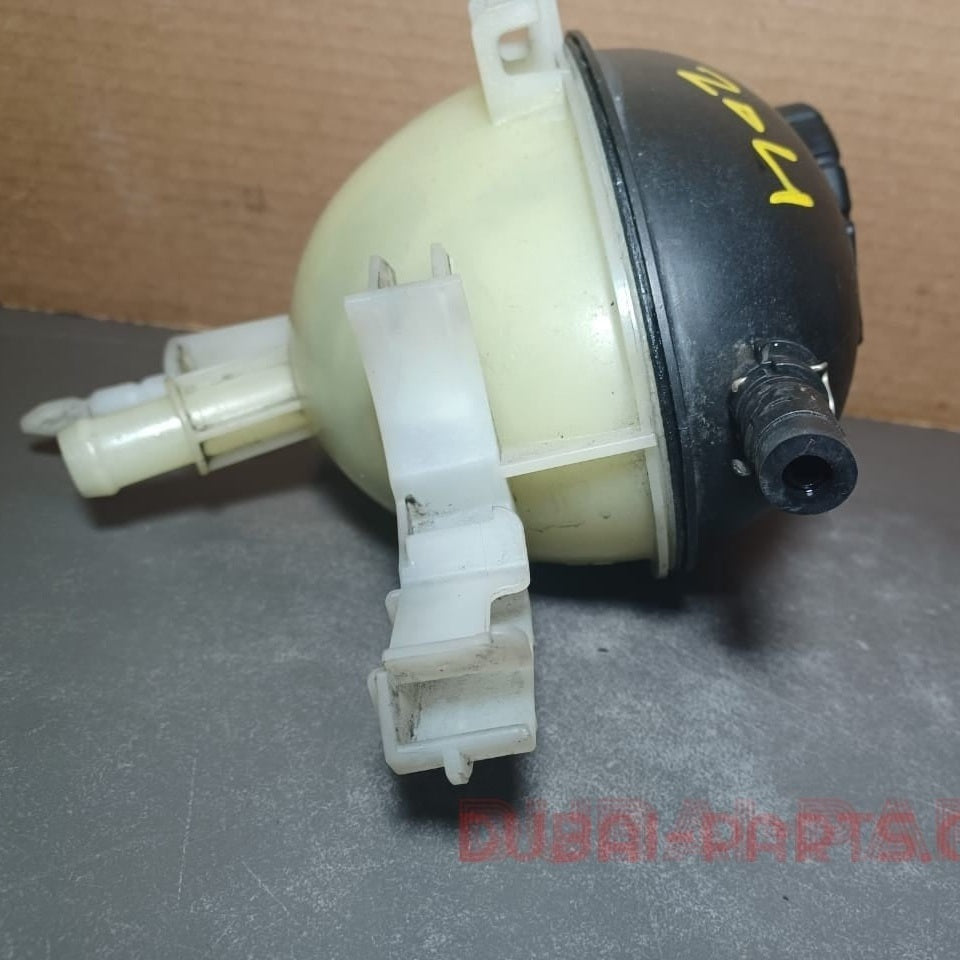 2008-2014 Mercedes-Benz E-Class W212 C-Class W204 Engine Coolant Water Tank Expansion Reservo