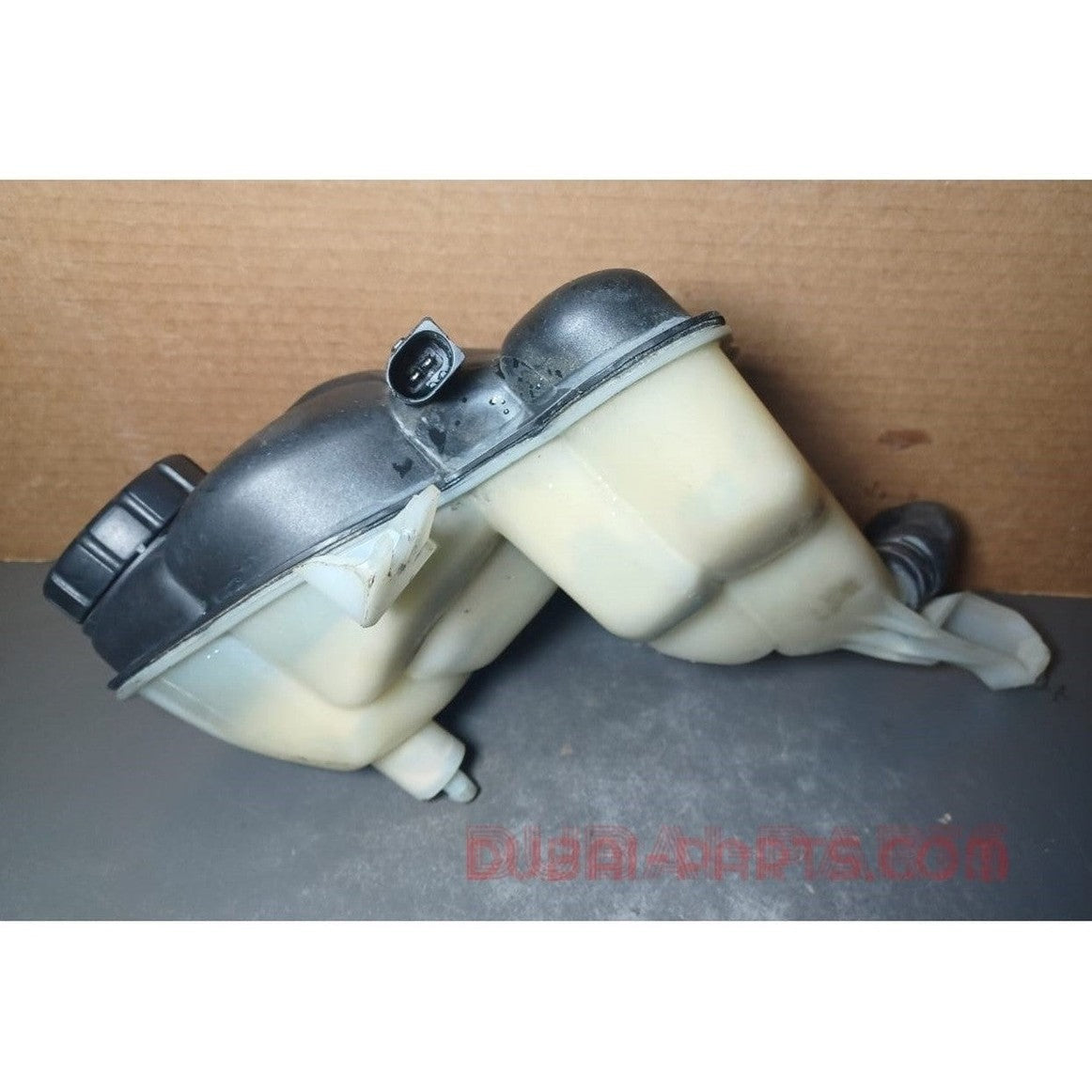 2007-2014 Mercedes-Benz W221 S-Class S550 Coolant Reservoir Overflow Expansion Tank