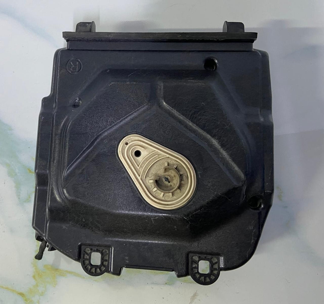 OEM BMW 528i 535i 550i RIGHT Central HiFi Subwoofer 9169686