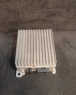 Load image into Gallery viewer, BMW 5 6 7 F01 F10 F06 BCU 150 AUXILIARY BATTERY CHARGING CONTROL UNIT -9240236
