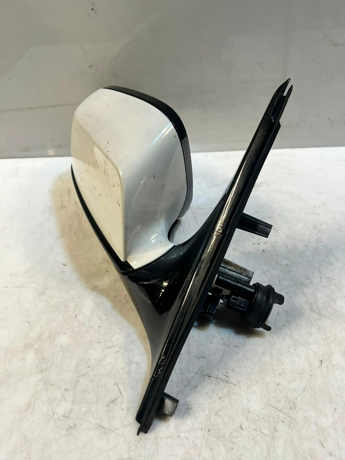 2009-2012 BMW F01 750i N63 Right Side Door Mirror F0152402U6680 USA OEM
