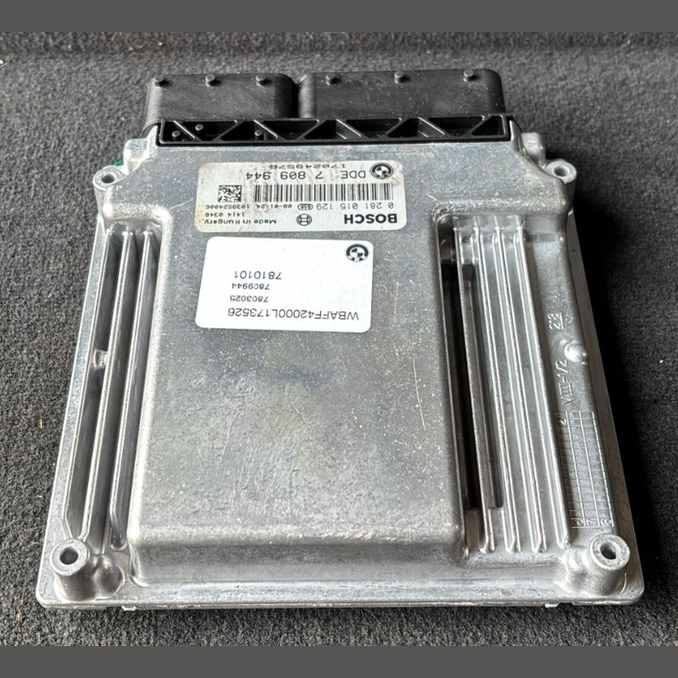 BMW X5 E70 E60 3.0L M57 ENGINE CONTROL UNIT MODULE DDE ECU  SET - 7809944