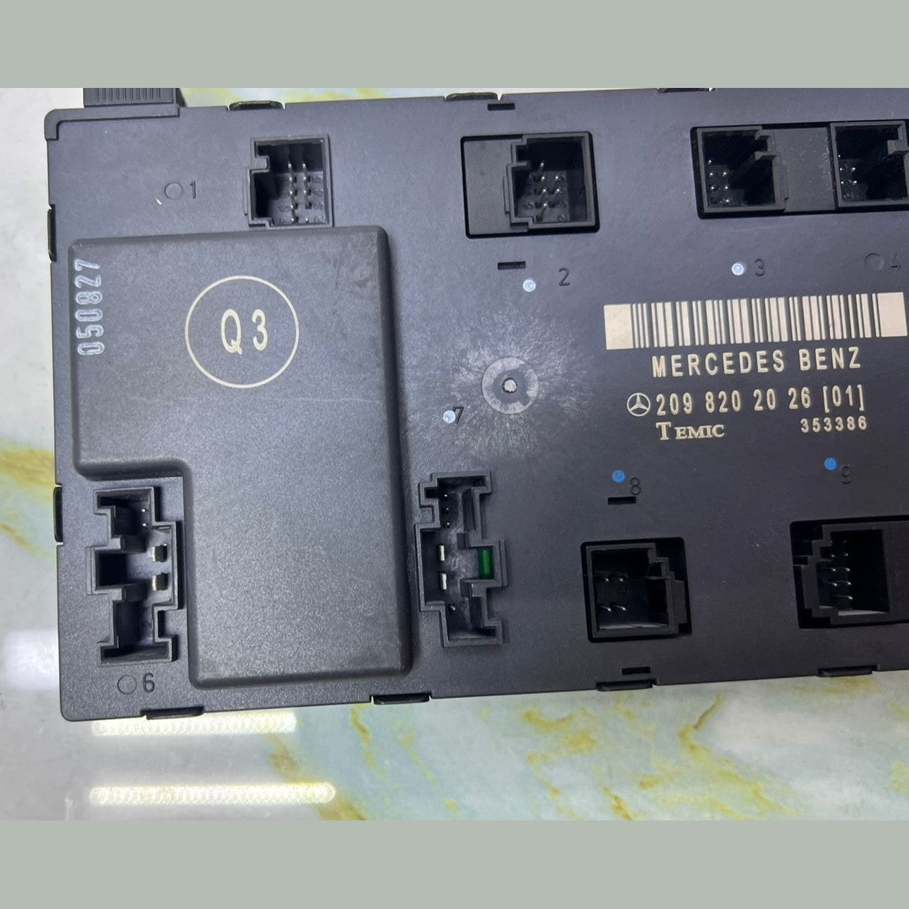 2006-2009 Mercedes-Benz CLK350 Door Control Module A2098202026 CLK W209