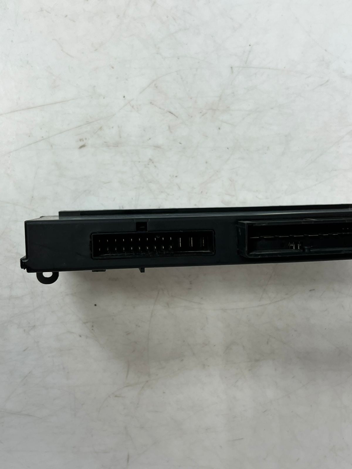2010-2013 BMW 135i E92 M3, 1' 3' E MODEL Body Control Module BCM 9229872 OEM