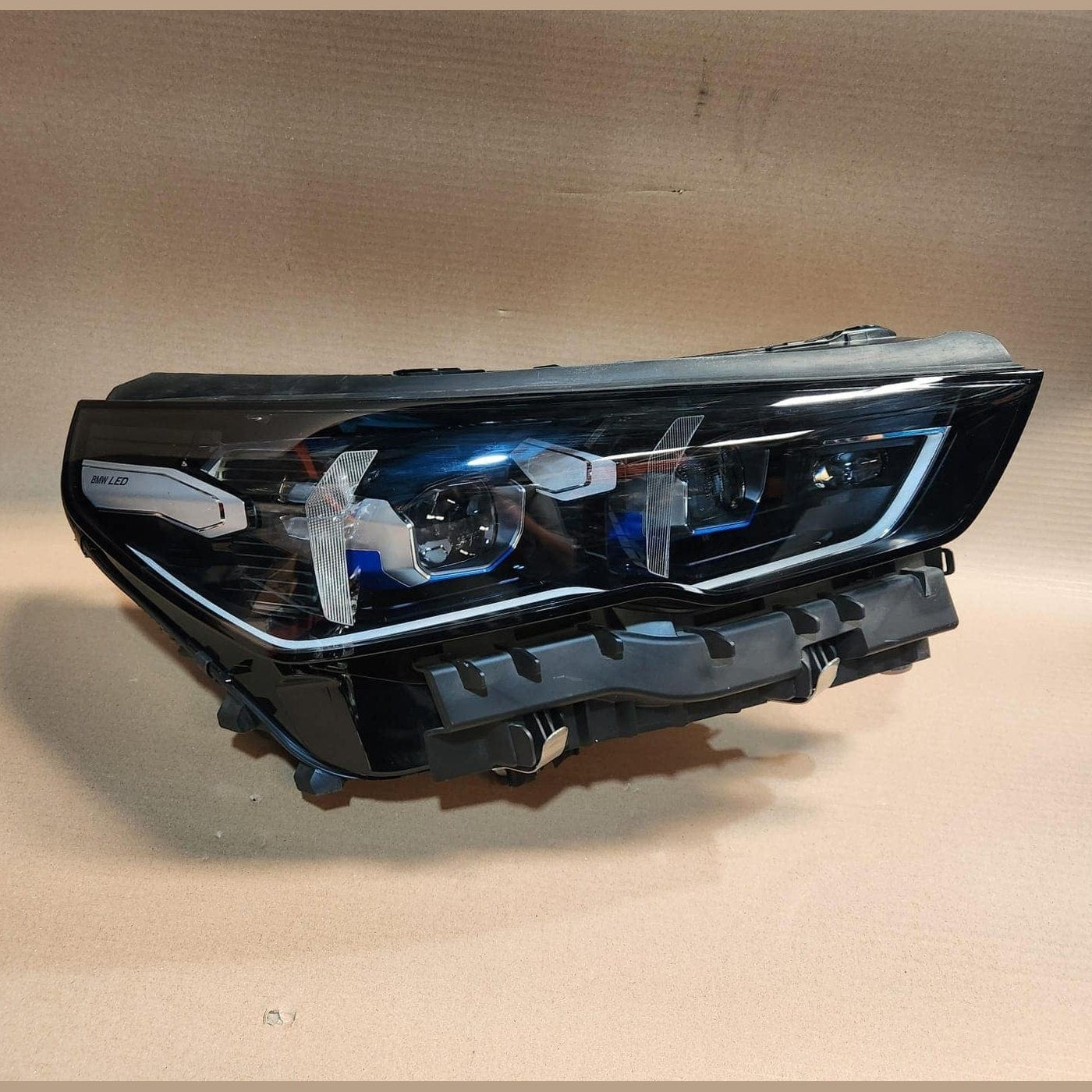 Genuine BMW Adaptive LED Headlight 5A798D2 5 Series G60 G61 and M5