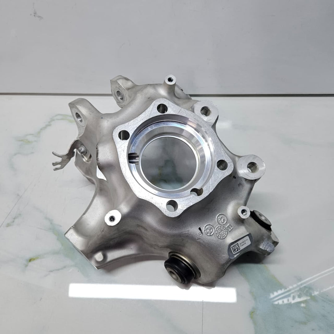 2020-2022 BMW 8 Series F93 M8 Gran Coupe Rear Wheel Hub 8092982