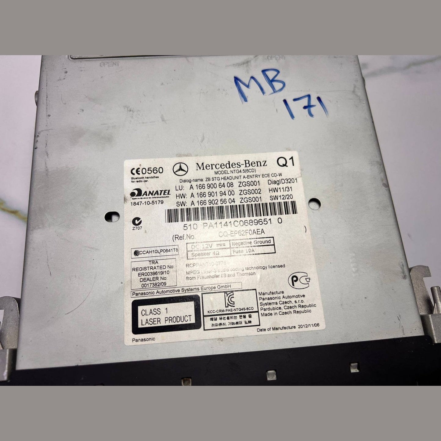 Mercedes-Benz W166 Radio Audio Head Unit CD Player Control Unit A 166 900 64 08 