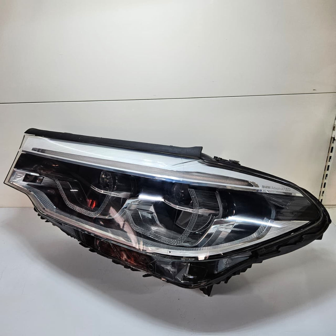 BMW  5 Series G30, G31, F90 m Adaptive LED Headlight 8499109 ECE LEFT SIDE