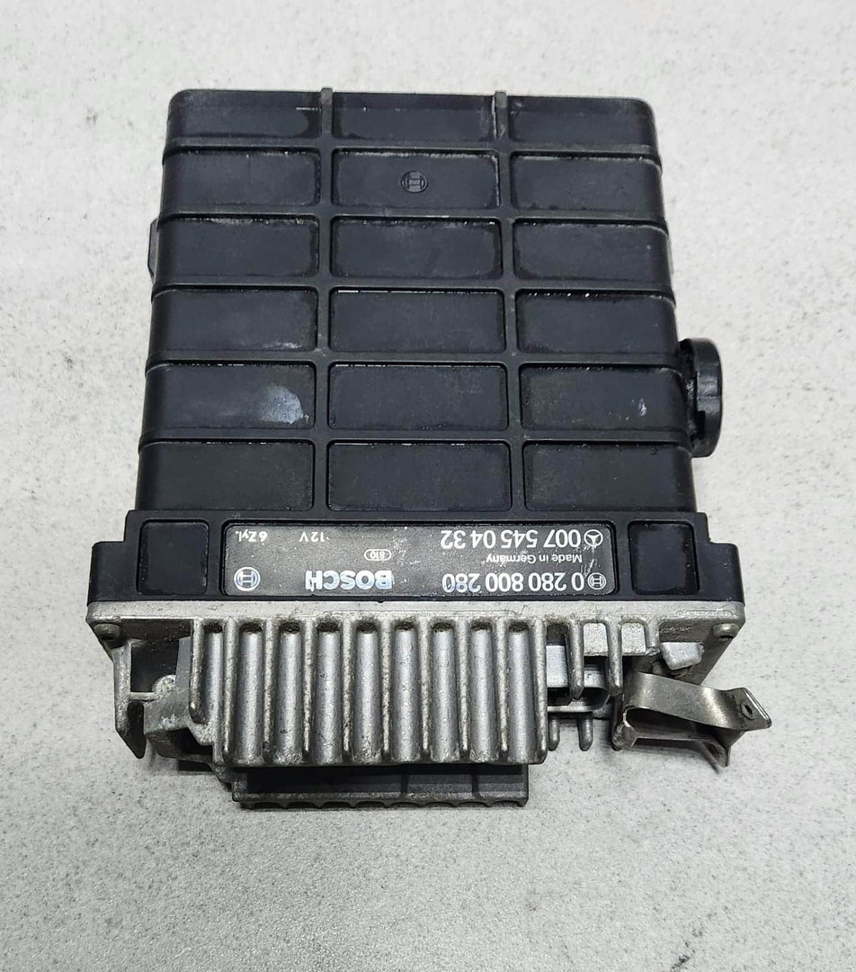 1988-1989 Mercedes-Benz 190E Engine Control Module 0280800280 190E and 260E