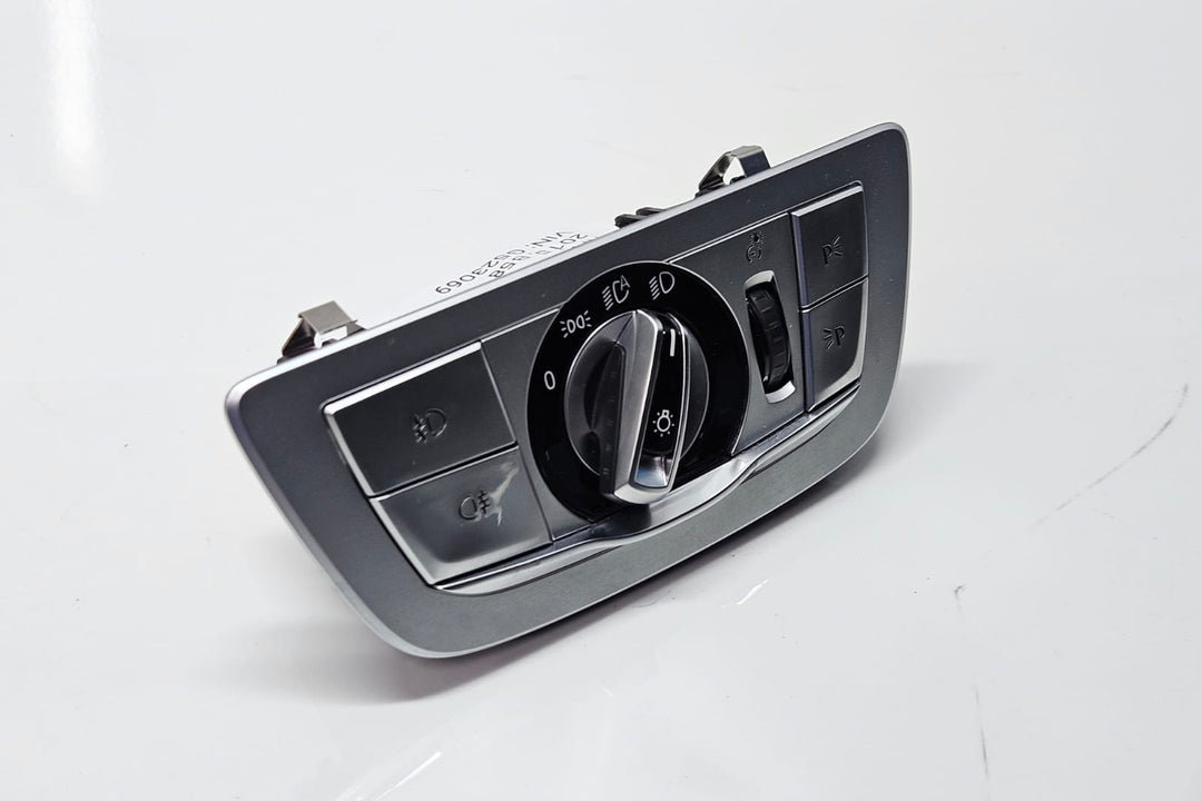 9493726 BMW G12 740i RHD 2015 Head Light Control Switch OEM
