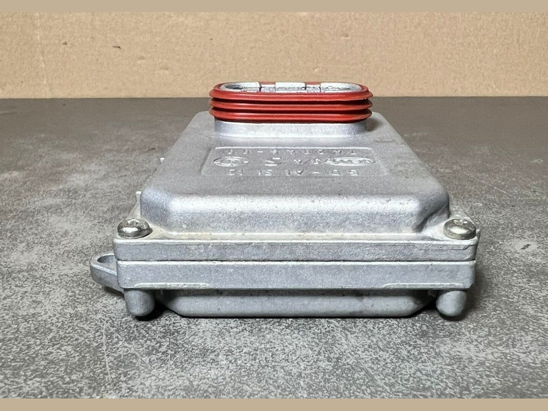 Mercedes W211 E350 Xenon Light Headlight Control Module Unit A003 8205826 OEM