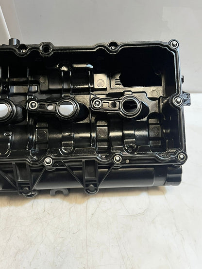 2011-2016 Mini Cooper R55-R59 Countryman R60 R61 N47 Cylinder Head Cover 8589943