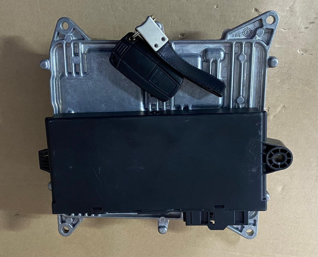 ECU SET 8617569 BMW  X1 E84 2013 LCI TURBO N20A Engine Control Module Unit