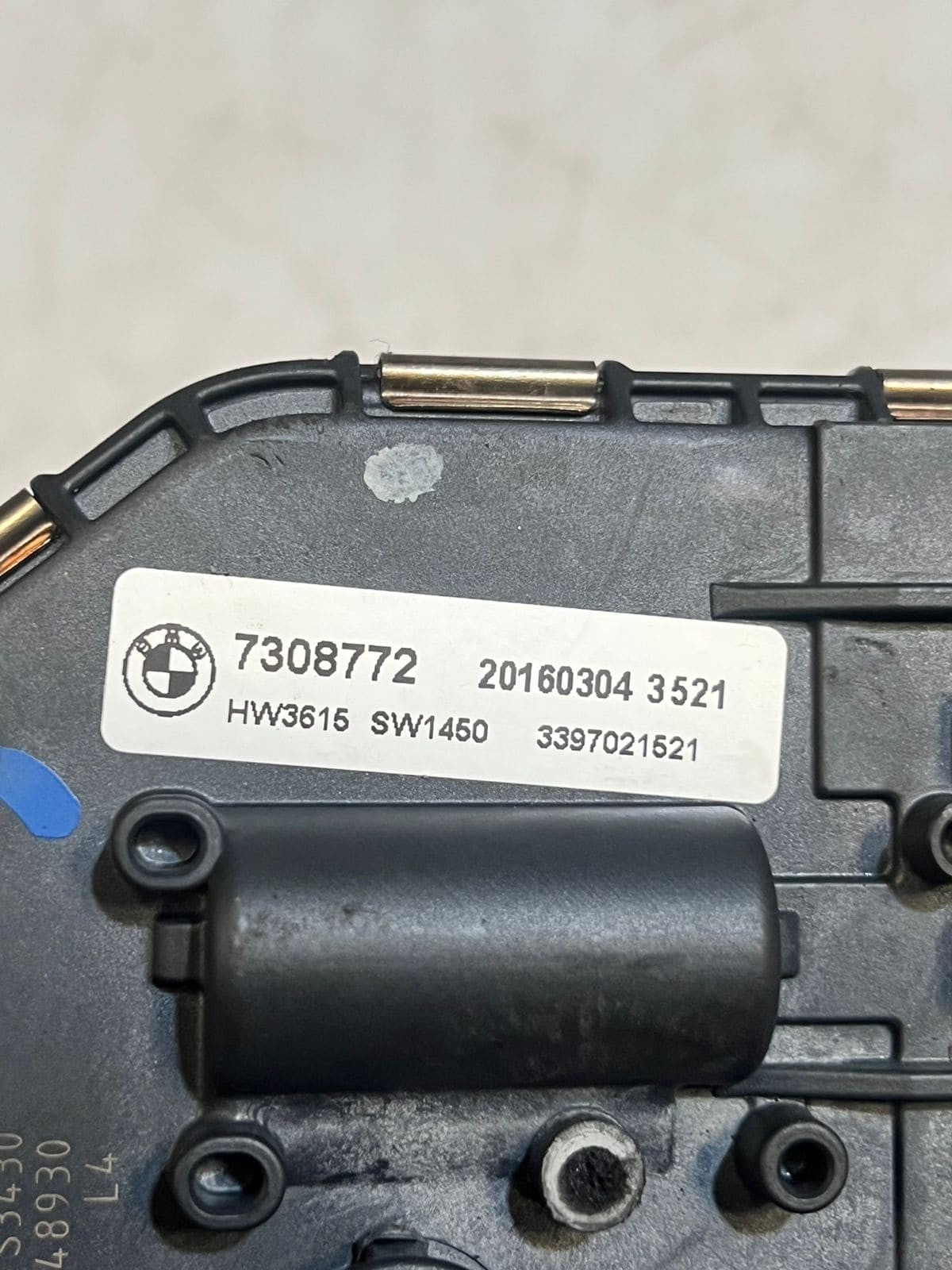 2009-2017 BMW 5 Series F10 F11 Front Wiper Motor And Linkage 7308772 OEM