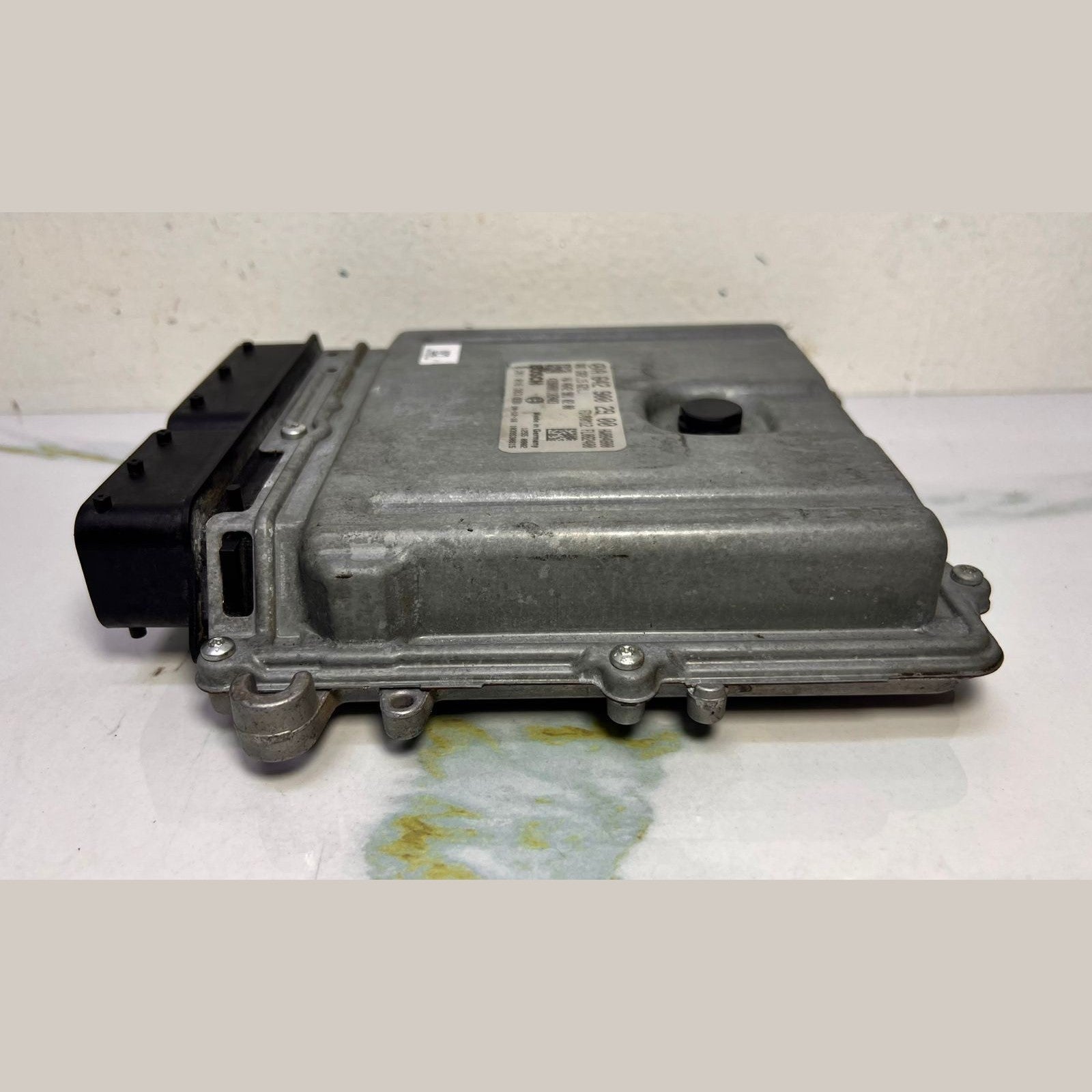 Mercedes Engine Control Unit A 642 900 29 00 W212 E350 CDI and C-Class 300 CDI
