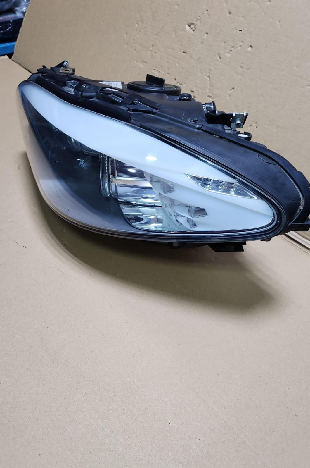 2009-2013 BMW 5 535I Series Headlight Left Side Adaptive Xenon ASSEMBLY 7271905