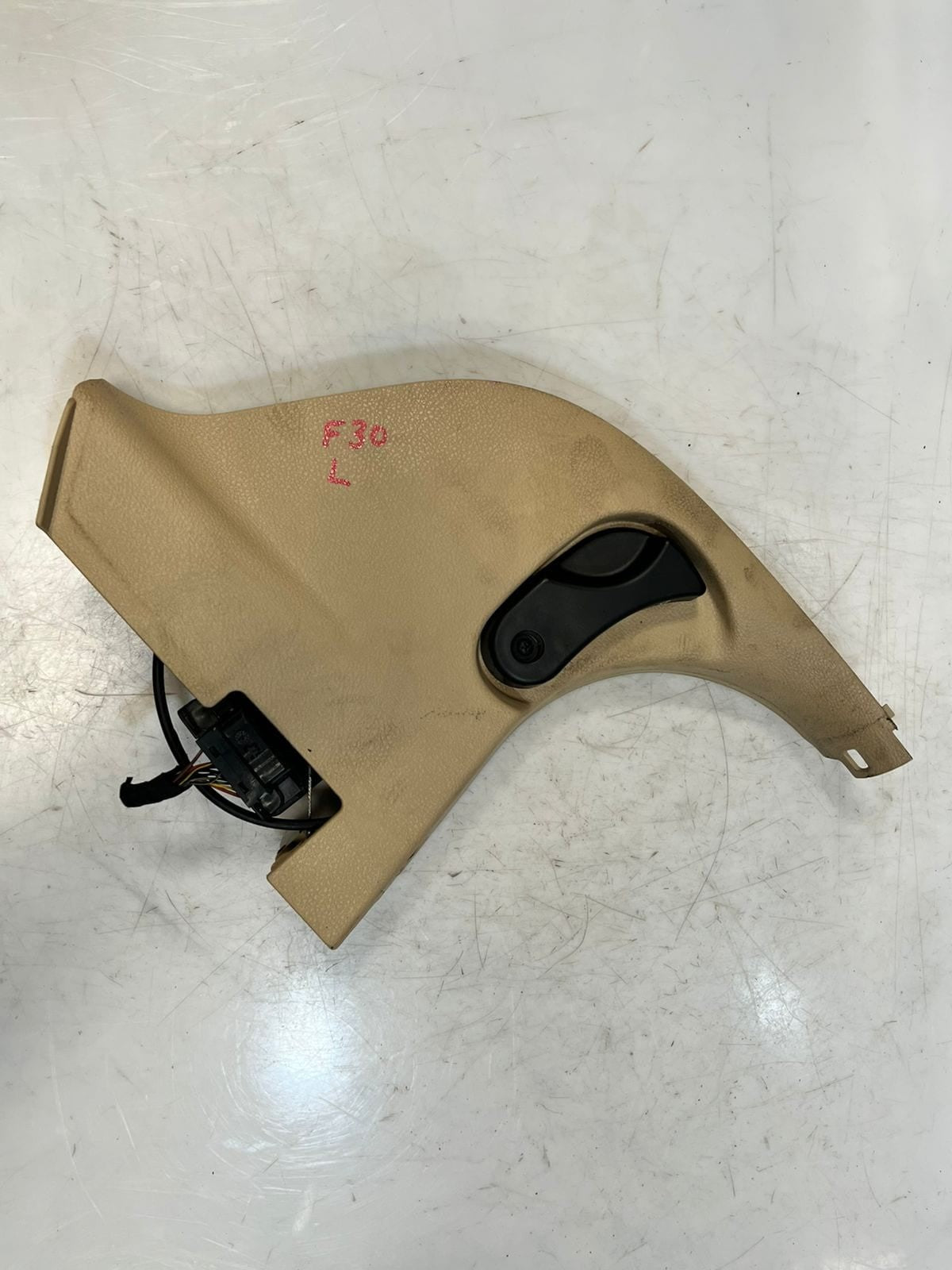 2013-2016 BMW F30 F31 F32 F33 F34 F35 F36 328i LOWER Kick Panel Trim 7221903 OEM