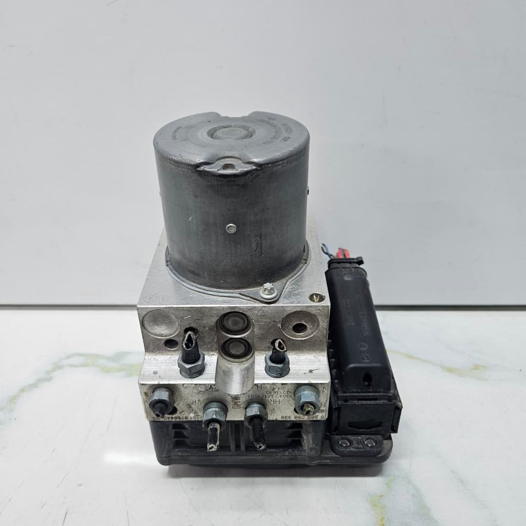 2010-2016 BMW 5 Series F10 F11 528i ABS Hydraulic Pump 6797045