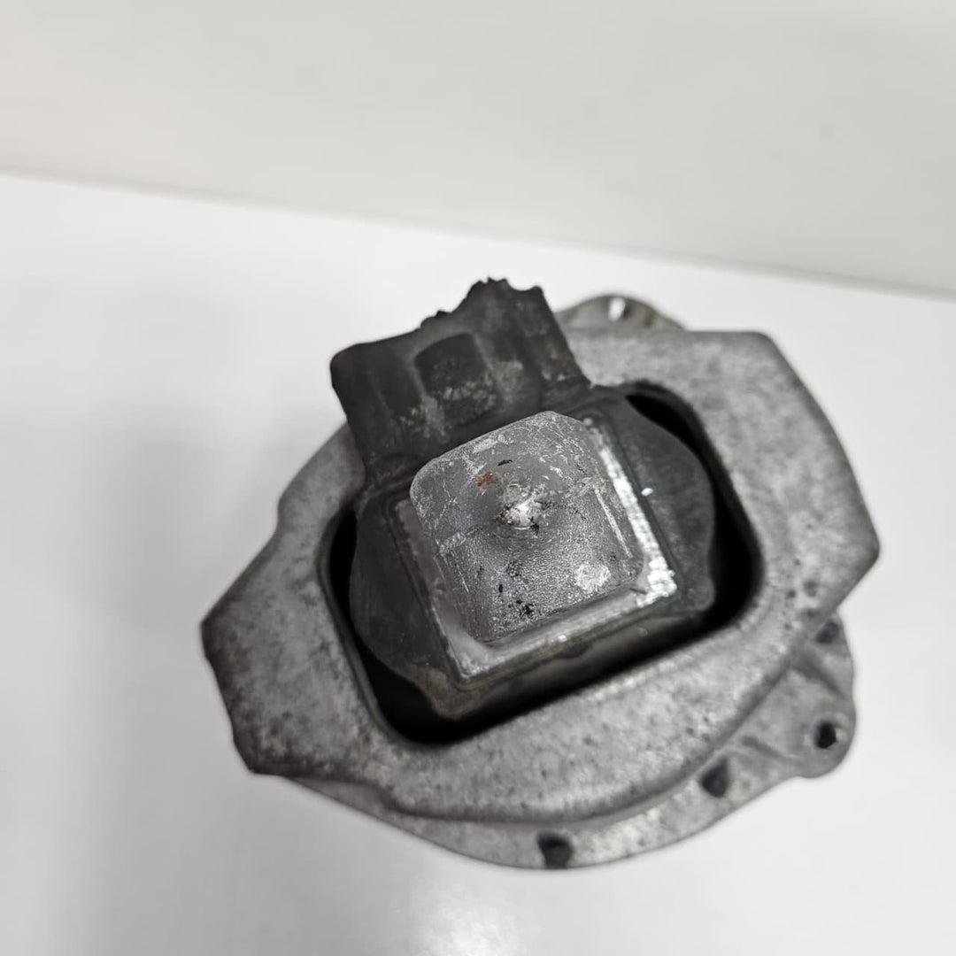 BMW 3 4 Series G20 G21 G22 G26 Engine Mount Right 6860514 2019-2022