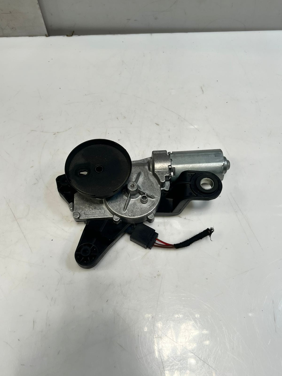 BMW 3 Series F31 5 Series F11 LCI Rear WINDOW Wiper Motor 7311415