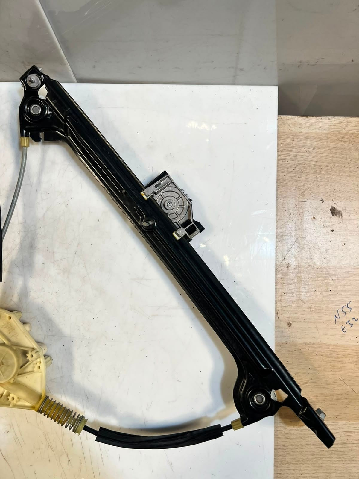BMW 5' F07 Gran Turismo Rear Left Window Regulator with Motor 7197917 OEM