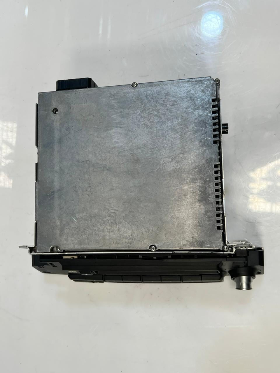 2004-2010 BMW 525i CCC E60 E61 E90 E91 3MD Navigation Head Unit Radio 9159026