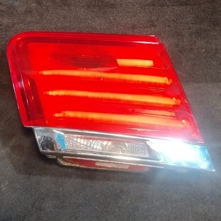 BMW OEM 750LI F01 F02 REAR LEFT INNER SIDE TRUNK TAIL LIGHT TRUNK - 7182205