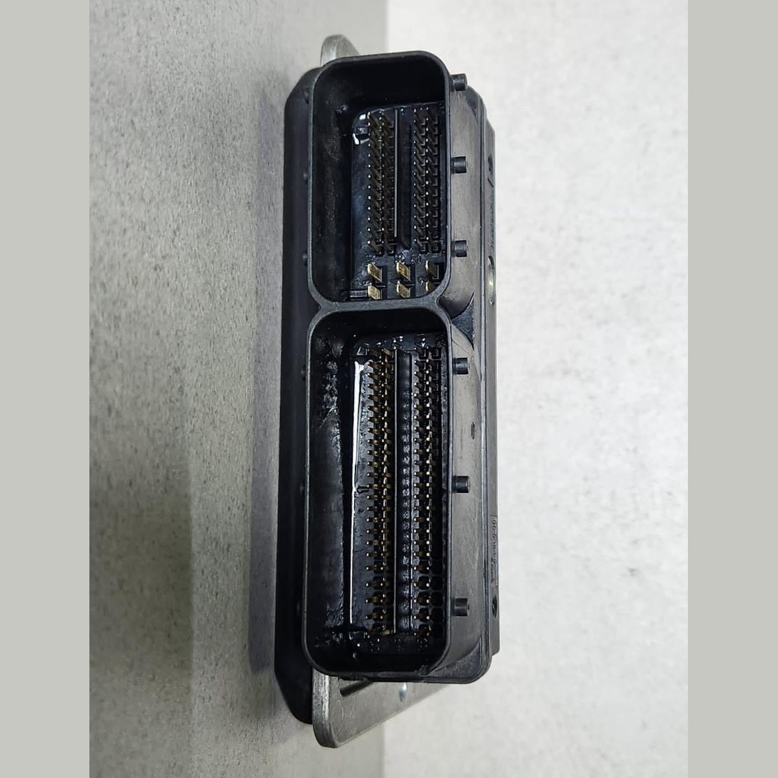 Benz Engine Control Unit A2710108902 C-Class W203 M271 PETROL ENGINE ECU