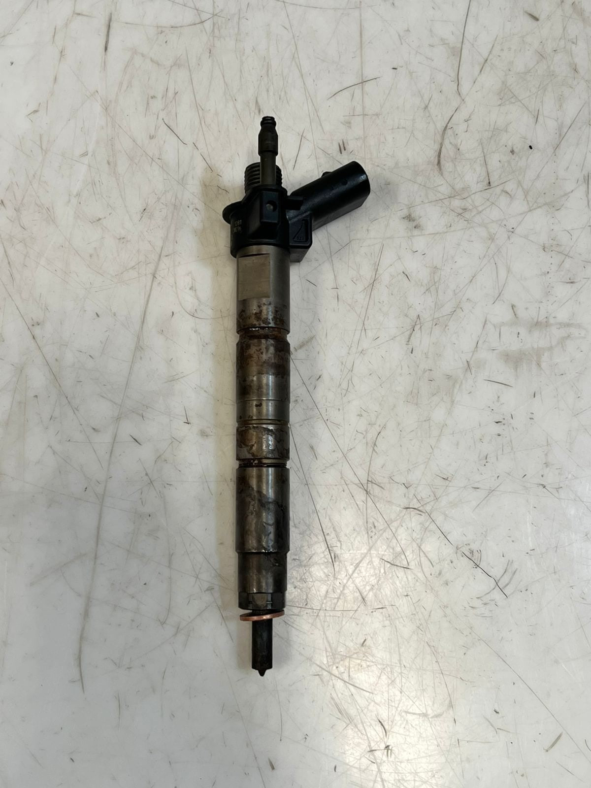 BMW 3' 5' 330D, 525D, 430D, 435D, 530D Fuel Injector 7823461 OEM