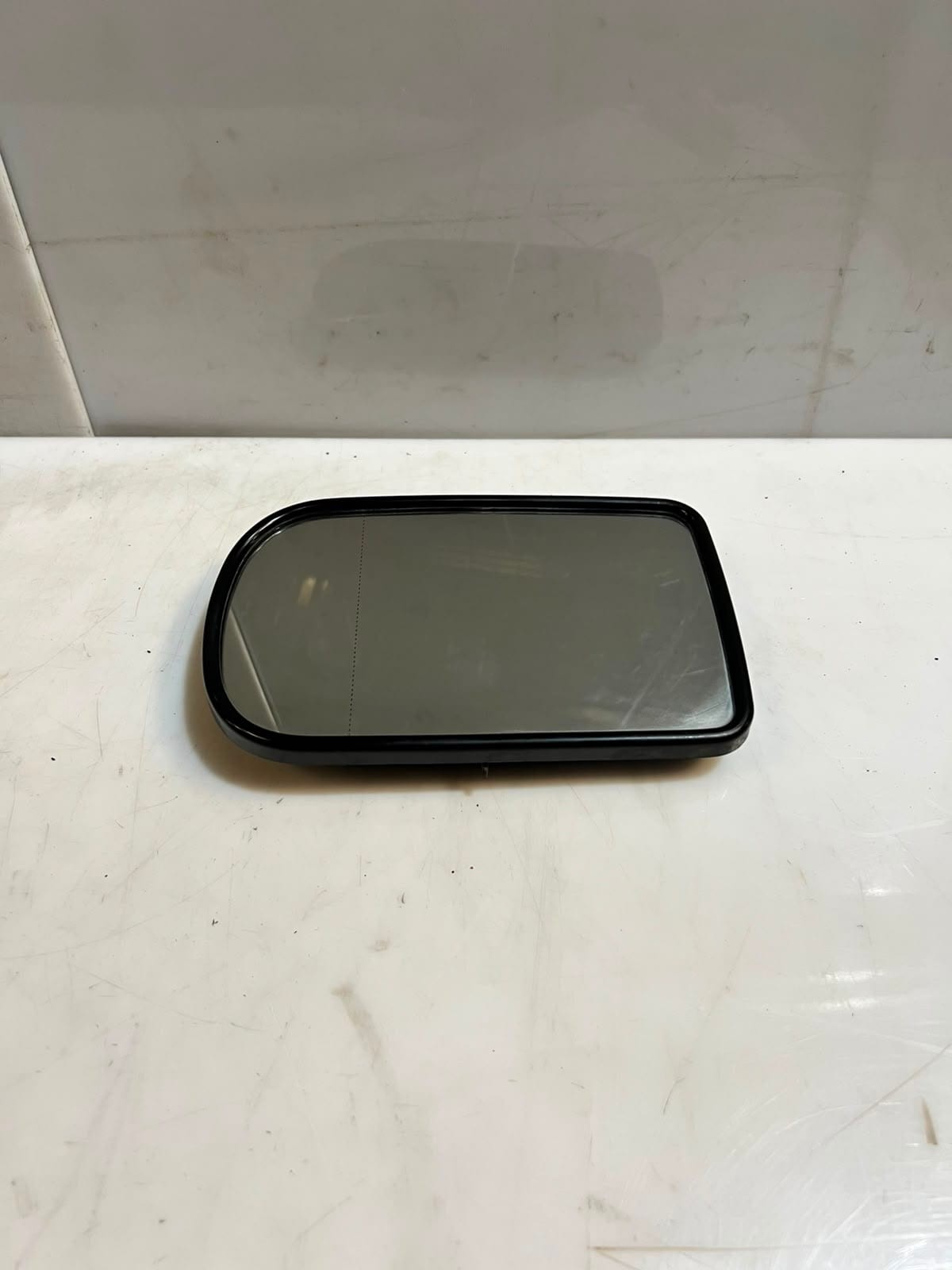 2001-2003 BMW 5' E39 530i LEFT Side View Mirror Glass 010371 OEM
