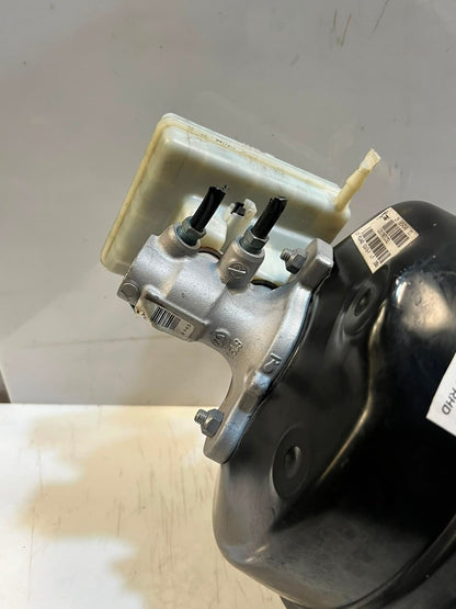 2011-2017 BMW X3 F225 X4 F26 Brake Booster & Master Cylinder Assembly 6854348