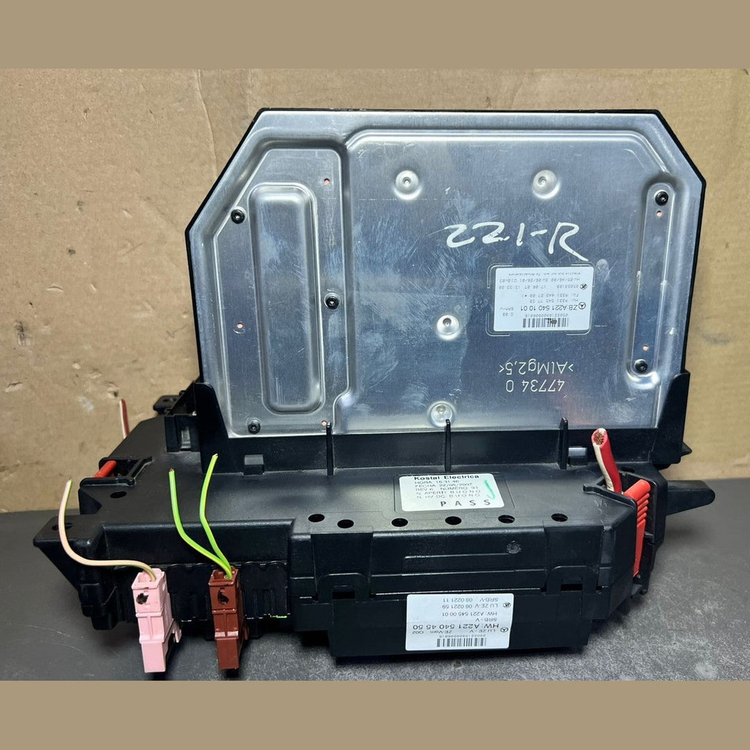 Mercedes W221 S-Class Front Fuse Relay Box SAM Control A221 5404550  2215401001
