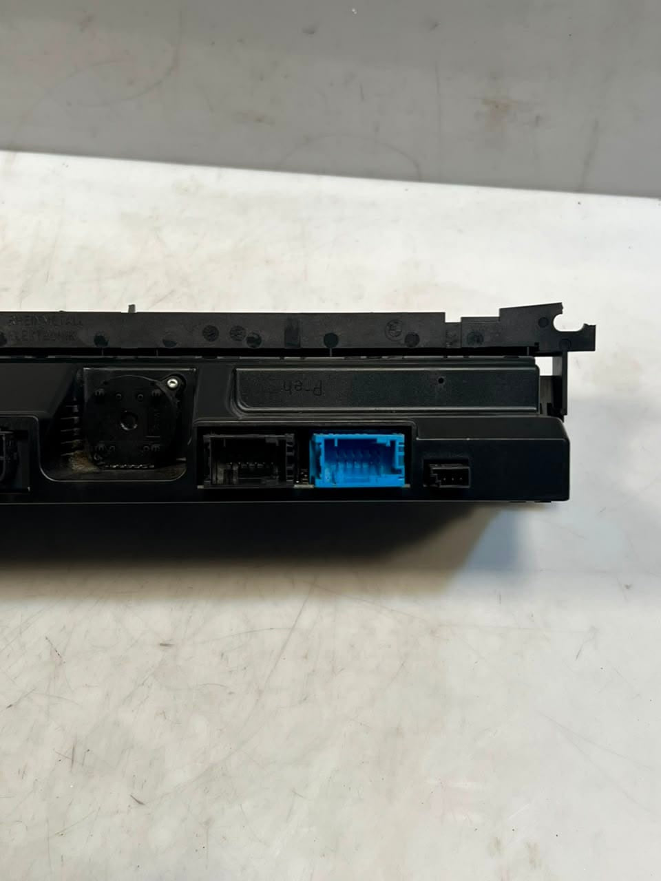 2003 BMW 745i E65 E66 E67 AIR CONDITIONING Climate Control Unit 6932149 OEM