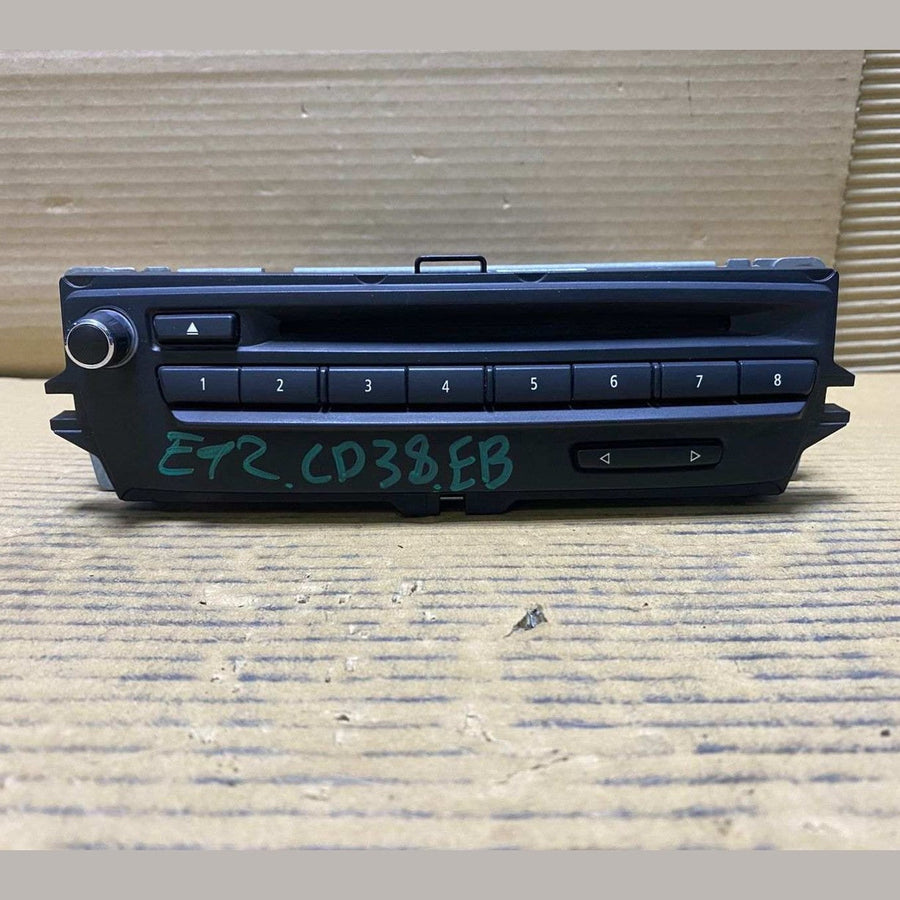 BMW Radio Navigation Head Unit 9258278 3 Series E90 E91 and 1 Series E81 models.